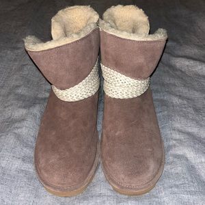 Bearpaw Short Boots